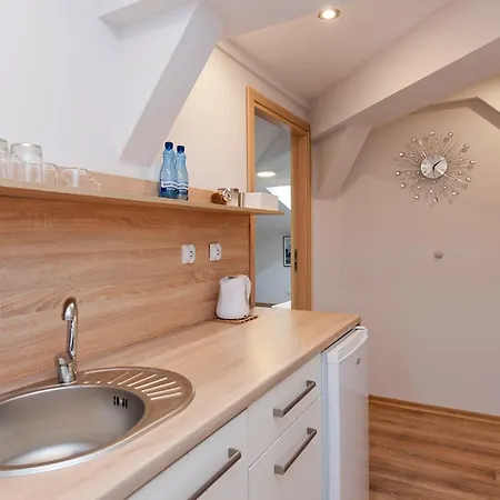Stary Port Apartment *