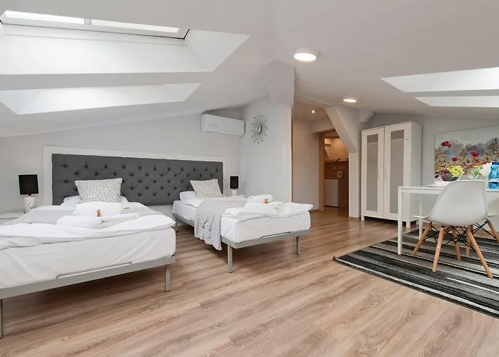 Stary Port Apartment *